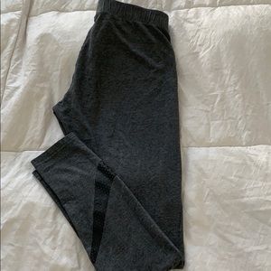 Grey Nike leggings